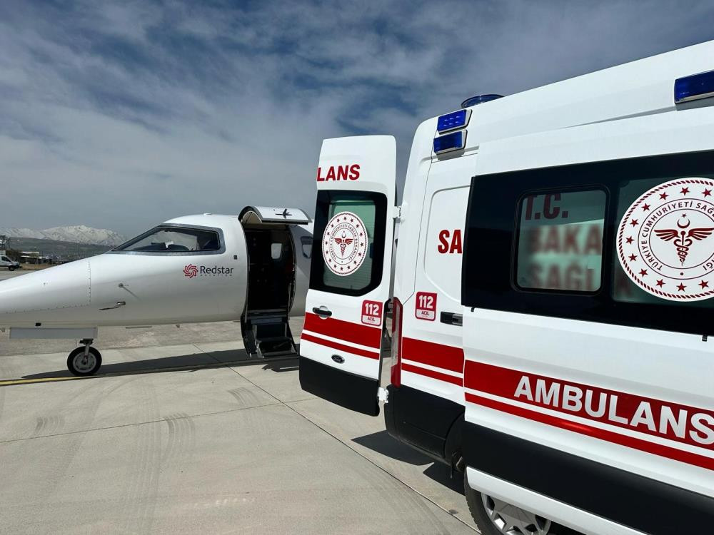 Beyin kanaması geçiren hasta ambulans uçakla Ankara'ya sevk edildi