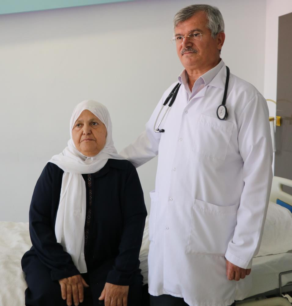 Kuzey Irak'tan gelen hasta Lokman Hekim'de ilk kez uygulanan yöntemle sağlığına kavuştu