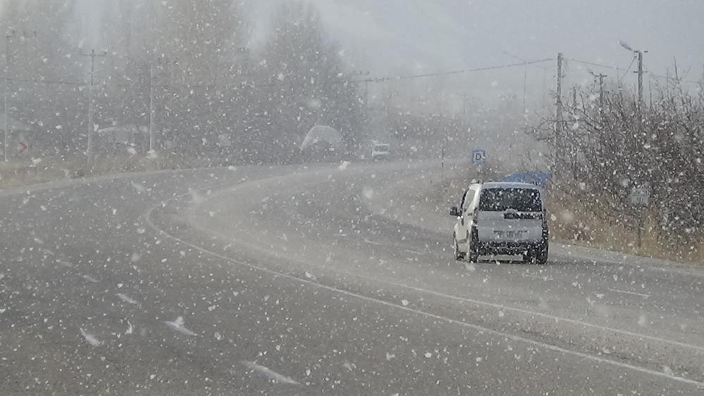 Van'da kar yağışı etkili oldu