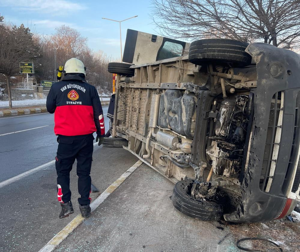  Van'da trafik kazası: 2 yaralı