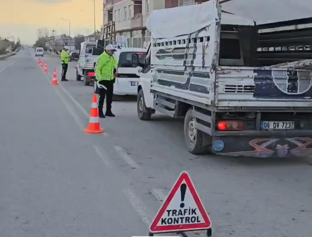 Van'ın Muradiye ilçesinde 1 yılda sorgulanan 498 bin 413 kişiden 71 kişi yakalandı