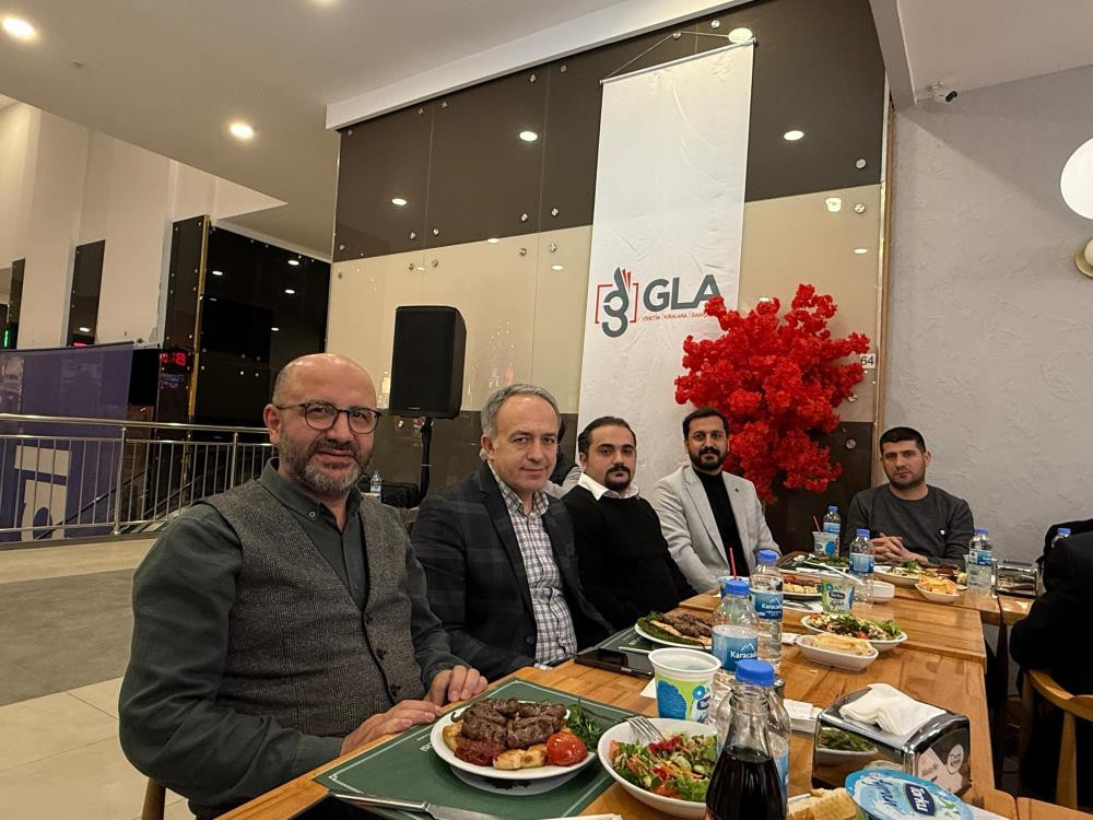 Vanmall'dan huzurevi sakinlerine iftar